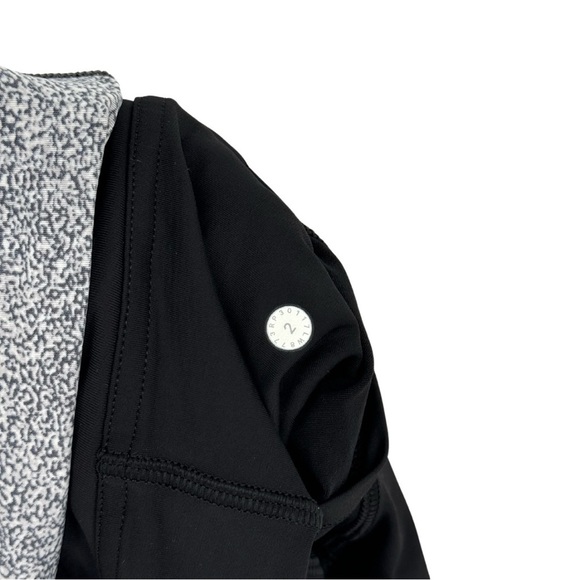 Lululemon Lost in Pace Athletic Skirt 2 Sea Spray Alpine White Chrome Black Run - Picture 6 of 6